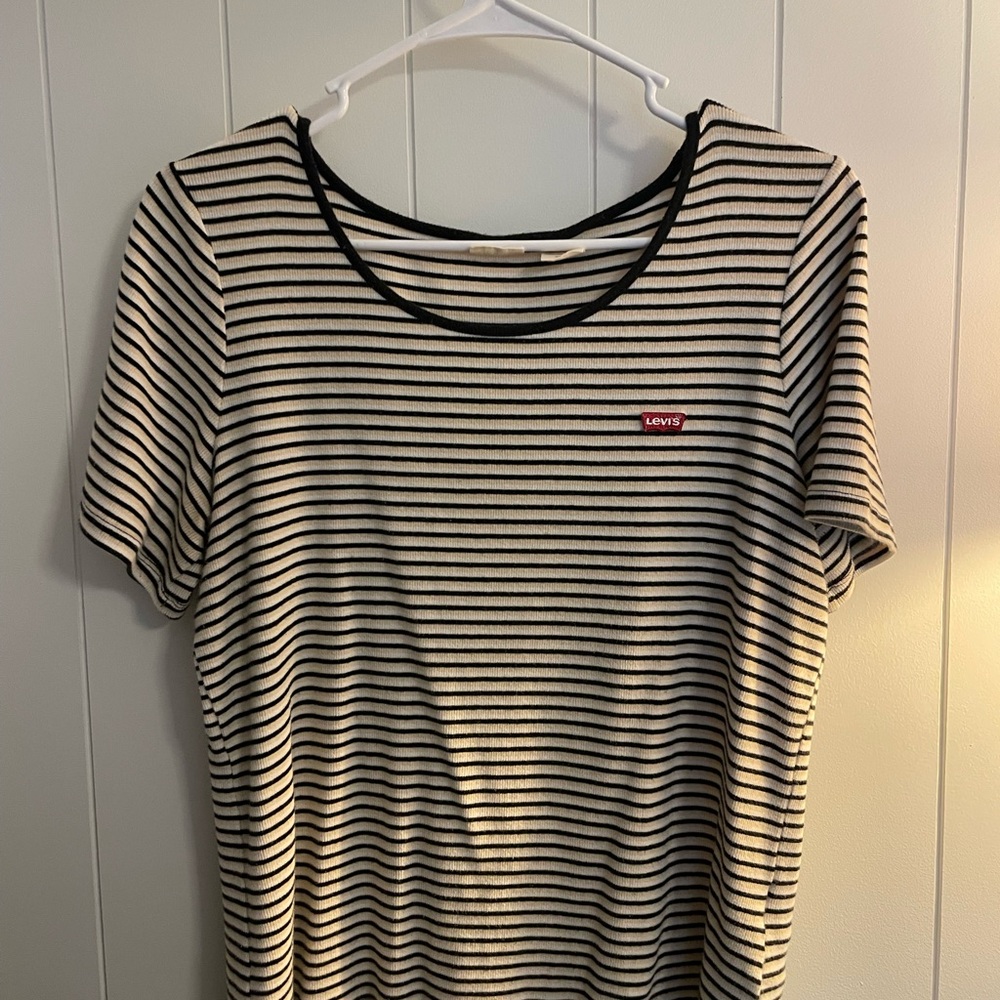 Levi's Women's Black and White Striped Tee